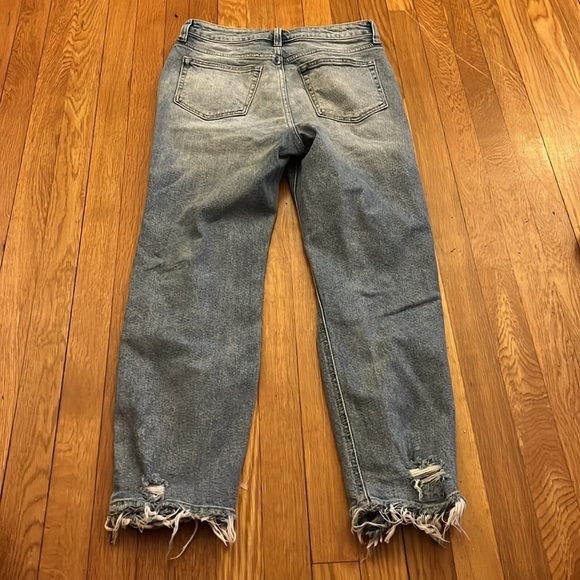 FASHION Nova • EUC distressed frayed hem straight leg jean •size 9 (measures 12) - Picture 4 of 7